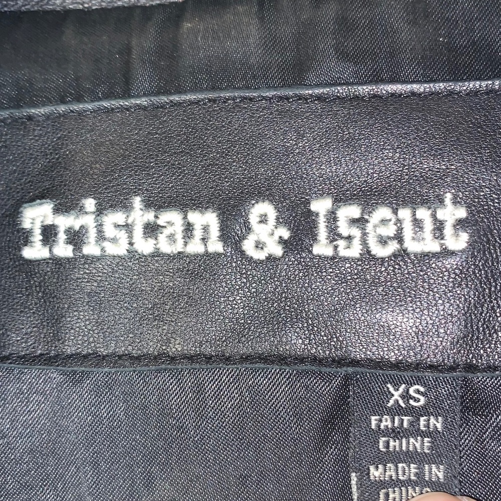 Vintage Tristan & Iseult Genuine Leather Jacket XS Black Fitted Lined Statement - Picture 3 of 16